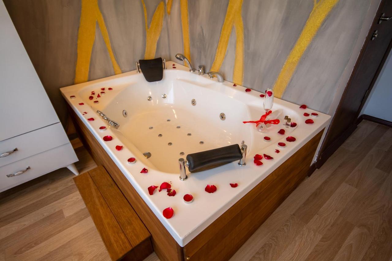 K & Y Dlx Hotel & Spa - Istanbul Old City ภายนอก รูปภาพ